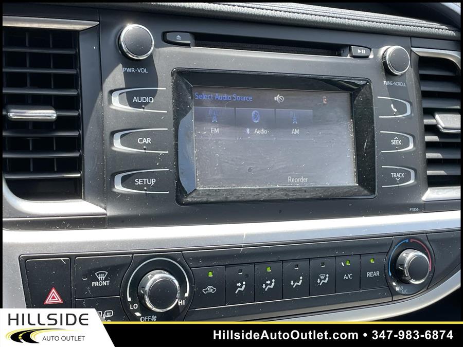 Used Toyota Highlander LE 2018 | Hillside Auto Outlet. Jamaica, New York Used Toyota Highlander LE 2018 | Hillside Auto Outlet. Jamaica, New York