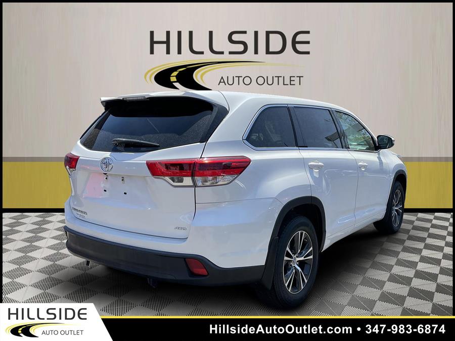 Used Toyota Highlander LE 2018 | Hillside Auto Outlet. Jamaica, New York Used Toyota Highlander LE 2018 | Hillside Auto Outlet. Jamaica, New York