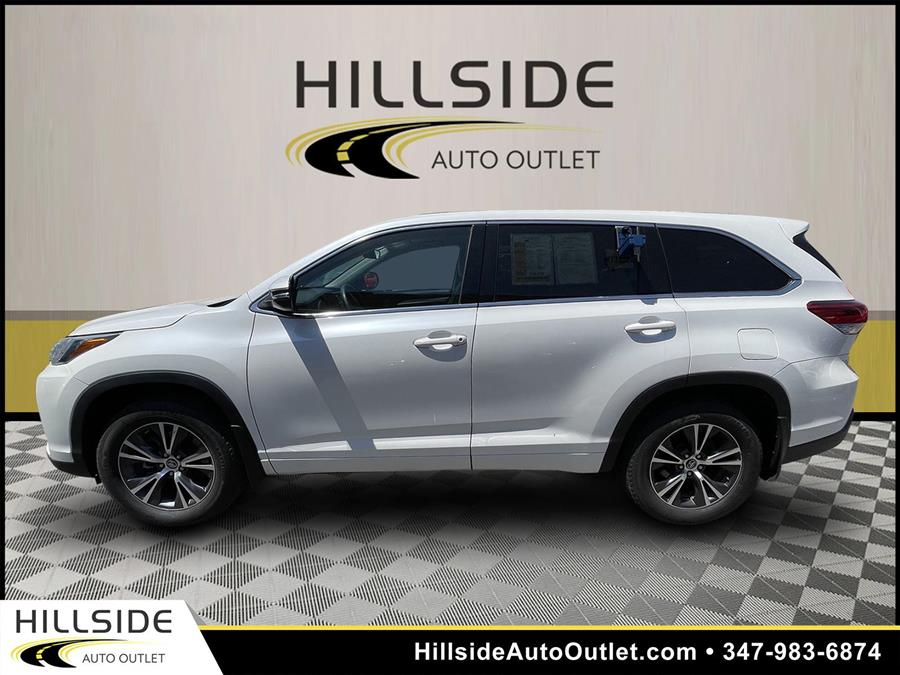 Used Toyota Highlander LE 2018 | Hillside Auto Outlet. Jamaica, New York Used Toyota Highlander LE 2018 | Hillside Auto Outlet. Jamaica, New York