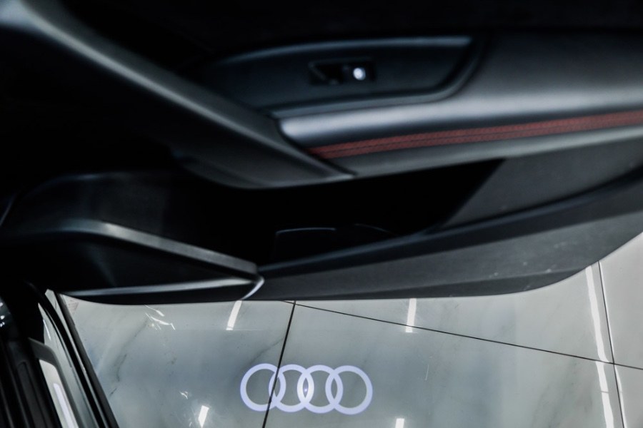 2018 Audi SQ5 3.0 TFSI Premium Plus, available for sale in ELMONT, New York | 26 Motors Long Island. ELMONT, New York 2018 Audi SQ5 3.0 TFSI Premium Plus, available for sale in ELMONT, New York | 26 Motors Long Island. ELMONT, New York