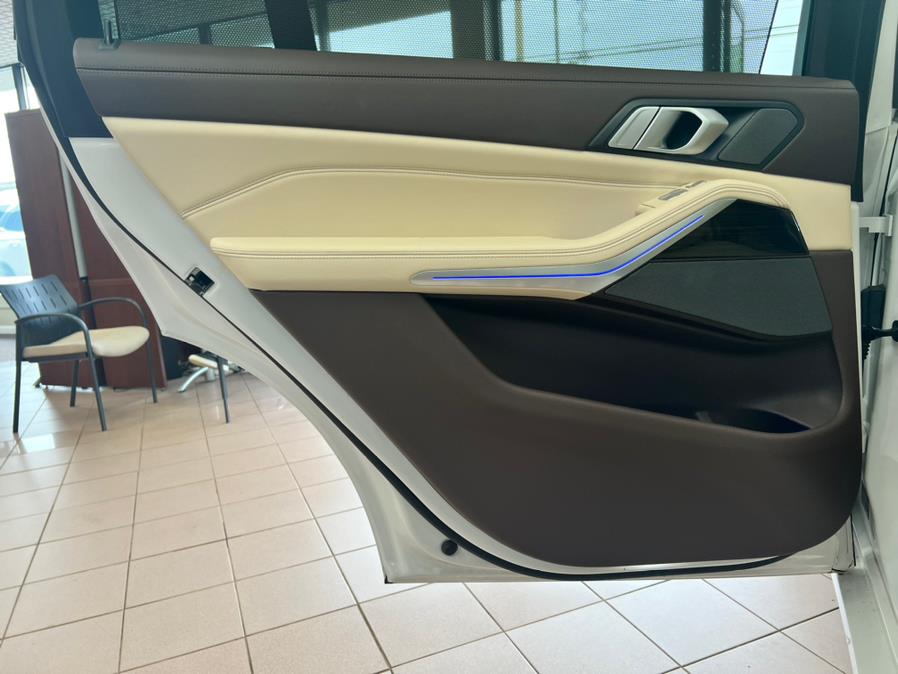 2019 BMW X7 xDrive40i Sports Activity Vehicle, available for sale in Massapequa Park, New York | Power Motors East. Massapequa Park, New York 2019 BMW X7 xDrive40i Sports Activity Vehicle, available for sale in Massapequa Park, New York | Power Motors East. Massapequa Park, New York