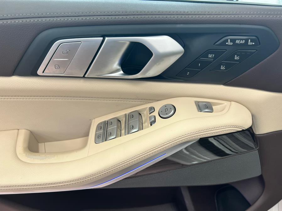 2019 BMW X7 xDrive40i Sports Activity Vehicle, available for sale in Massapequa Park, New York | Power Motors East. Massapequa Park, New York 2019 BMW X7 xDrive40i Sports Activity Vehicle, available for sale in Massapequa Park, New York | Power Motors East. Massapequa Park, New York