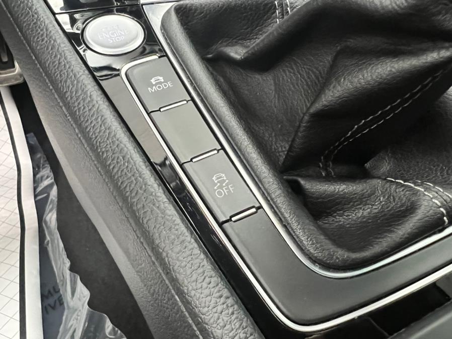 2017 Volkswagen Golf R 4-Door Manual w/DCC/Nav, available for sale in Massapequa Park, New York | Power Motors East. Massapequa Park, New York 2017 Volkswagen Golf R 4-Door Manual w/DCC/Nav, available for sale in Massapequa Park, New York | Power Motors East. Massapequa Park, New York