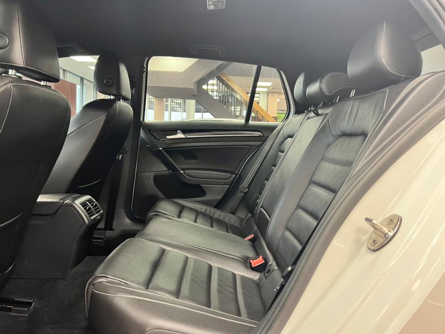 2017 Volkswagen Golf R 4-Door Manual w/DCC/Nav, available for sale in Massapequa Park, New York | Power Motors East. Massapequa Park, New York 2017 Volkswagen Golf R 4-Door Manual w/DCC/Nav, available for sale in Massapequa Park, New York | Power Motors East. Massapequa Park, New York