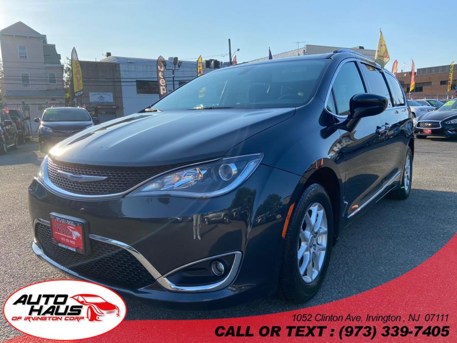 2020 Chrysler Pacifica Touring L FWD, available for sale in Irvington , New Jersey | Auto Haus of Irvington Corp. Irvington , New Jersey