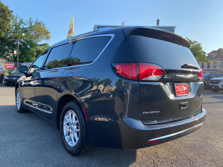 2020 Chrysler Pacifica Touring L FWD, available for sale in Irvington , New Jersey | Auto Haus of Irvington Corp. Irvington , New Jersey