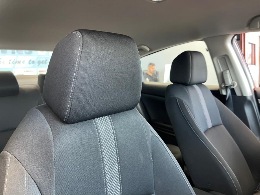Used Honda Civic Sedan LX CVT 2019 | 5 Towns Drive. Inwood, New York Used Honda Civic Sedan LX CVT 2019 | 5 Towns Drive. Inwood, New York