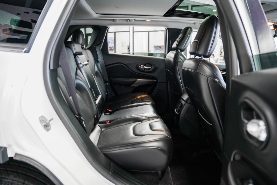 2019 Jeep Cherokee Limited Limited 4x4, available for sale in Hollis, New York | Jamaica 26 Motors. Hollis, New York 2019 Jeep Cherokee Limited Limited 4x4, available for sale in Hollis, New York | Jamaica 26 Motors. Hollis, New York