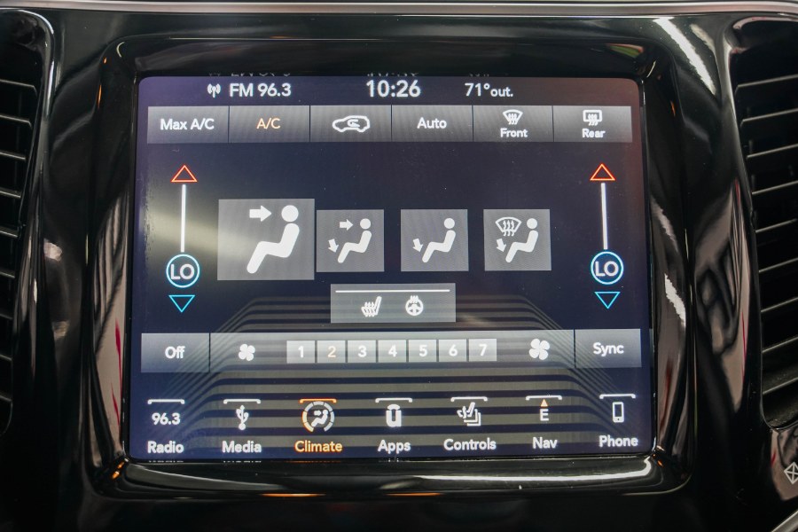 2019 Jeep Cherokee Limited Limited 4x4, available for sale in Hollis, New York | Jamaica 26 Motors. Hollis, New York 2019 Jeep Cherokee Limited Limited 4x4, available for sale in Hollis, New York | Jamaica 26 Motors. Hollis, New York