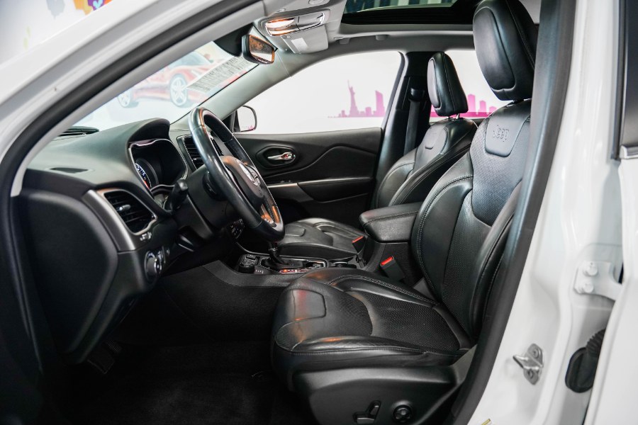 2019 Jeep Cherokee Limited Limited 4x4, available for sale in Hollis, New York | Jamaica 26 Motors. Hollis, New York 2019 Jeep Cherokee Limited Limited 4x4, available for sale in Hollis, New York | Jamaica 26 Motors. Hollis, New York