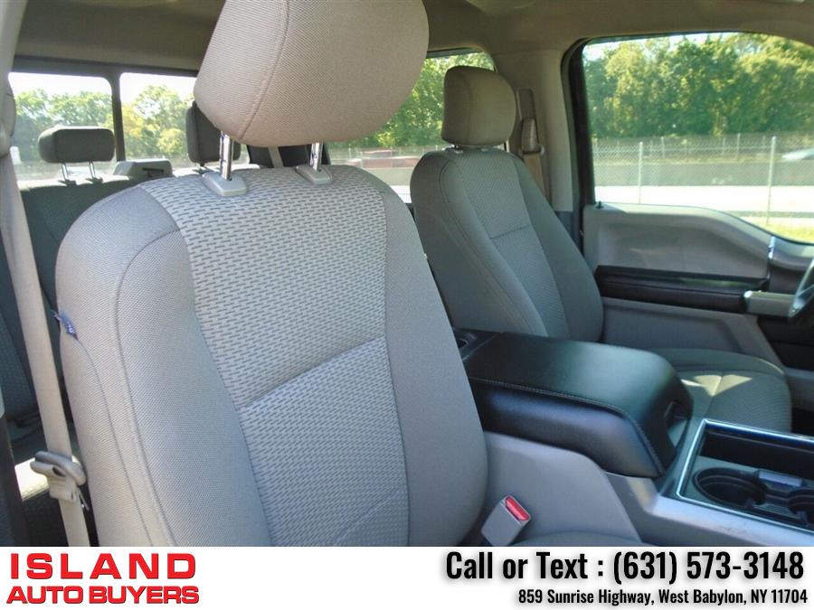 Used Ford F-350 Super Duty XLT 4x4 4dr Crew Cab 6.8 ft. SB SRW Pickup 2017 | Island Auto Buyers. West Babylon, New York Used Ford F-350 Super Duty XLT 4x4 4dr Crew Cab 6.8 ft. SB SRW Pickup 2017 | Island Auto Buyers. West Babylon, New York