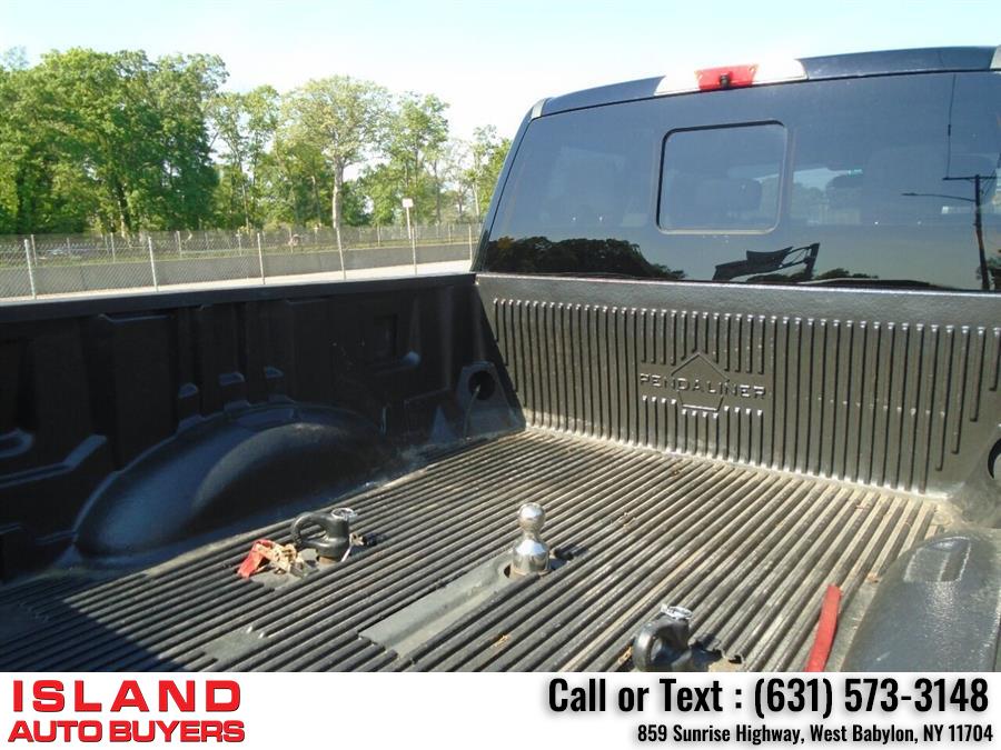 Used Ford F-350 Super Duty XLT 4x4 4dr Crew Cab 6.8 ft. SB SRW Pickup 2017 | Island Auto Buyers. West Babylon, New York Used Ford F-350 Super Duty XLT 4x4 4dr Crew Cab 6.8 ft. SB SRW Pickup 2017 | Island Auto Buyers. West Babylon, New York