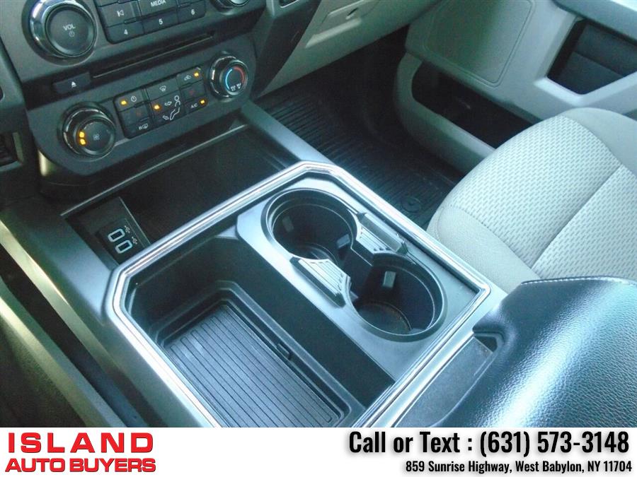 Used Ford F-350 Super Duty XLT 4x4 4dr Crew Cab 6.8 ft. SB SRW Pickup 2017 | Island Auto Buyers. West Babylon, New York Used Ford F-350 Super Duty XLT 4x4 4dr Crew Cab 6.8 ft. SB SRW Pickup 2017 | Island Auto Buyers. West Babylon, New York