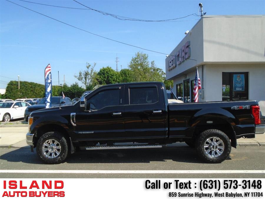 Used Ford F-350 Super Duty XLT 4x4 4dr Crew Cab 6.8 ft. SB SRW Pickup 2017 | Island Auto Buyers. West Babylon, New York Used Ford F-350 Super Duty XLT 4x4 4dr Crew Cab 6.8 ft. SB SRW Pickup 2017 | Island Auto Buyers. West Babylon, New York
