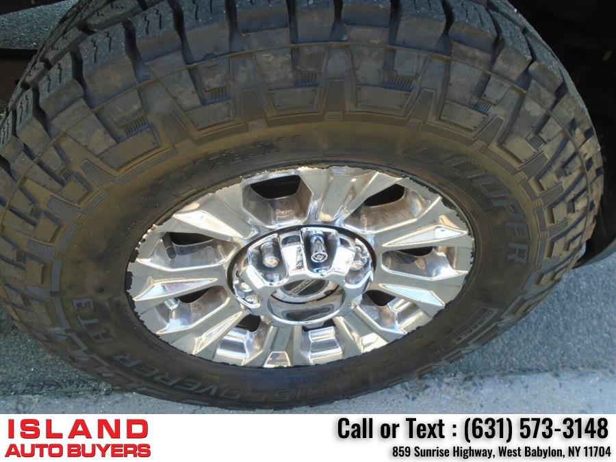 Used Ford F-350 Super Duty XLT 4x4 4dr Crew Cab 6.8 ft. SB SRW Pickup 2017 | Island Auto Buyers. West Babylon, New York Used Ford F-350 Super Duty XLT 4x4 4dr Crew Cab 6.8 ft. SB SRW Pickup 2017 | Island Auto Buyers. West Babylon, New York