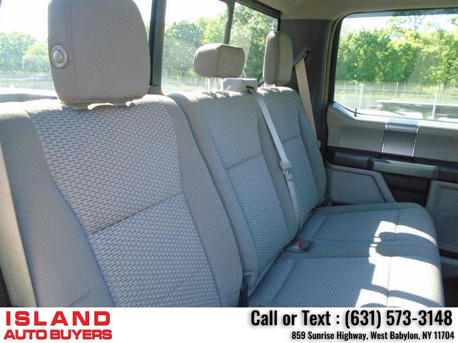 Used Ford F-350 Super Duty XLT 4x4 4dr Crew Cab 6.8 ft. SB SRW Pickup 2017 | Island Auto Buyers. West Babylon, New York Used Ford F-350 Super Duty XLT 4x4 4dr Crew Cab 6.8 ft. SB SRW Pickup 2017 | Island Auto Buyers. West Babylon, New York