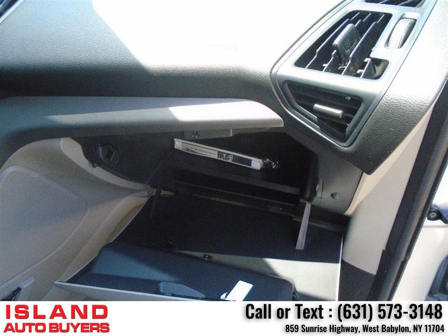 Used Ford Escape SE AWD 4dr SUV 2015 | Island Auto Buyers. West Babylon, New York Used Ford Escape SE AWD 4dr SUV 2015 | Island Auto Buyers. West Babylon, New York