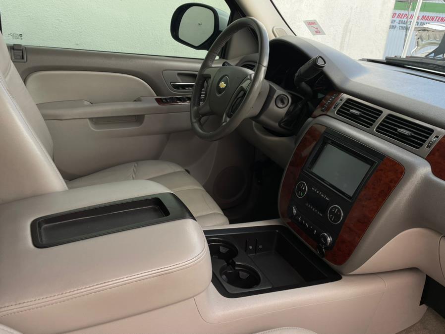 Used Chevrolet Tahoe 2WD 4dr LT 2014 | Green Light Auto. Corona, California Used Chevrolet Tahoe 2WD 4dr LT 2014 | Green Light Auto. Corona, California
