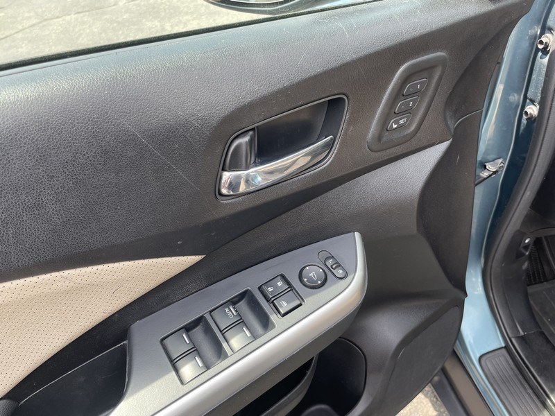 Used Honda CR-V AWD 5dr Touring 2015 | Union Street Auto Sales. West Springfield, Massachusetts Used Honda CR-V AWD 5dr Touring 2015 | Union Street Auto Sales. West Springfield, Massachusetts