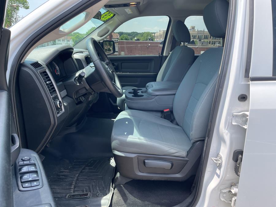 Used Ram 1500 Classic Express 4x4 Quad Cab 6''4" Box 2019 | Lex Autos LLC. Hartford, Connecticut Used Ram 1500 Classic Express 4x4 Quad Cab 6''4" Box 2019 | Lex Autos LLC. Hartford, Connecticut