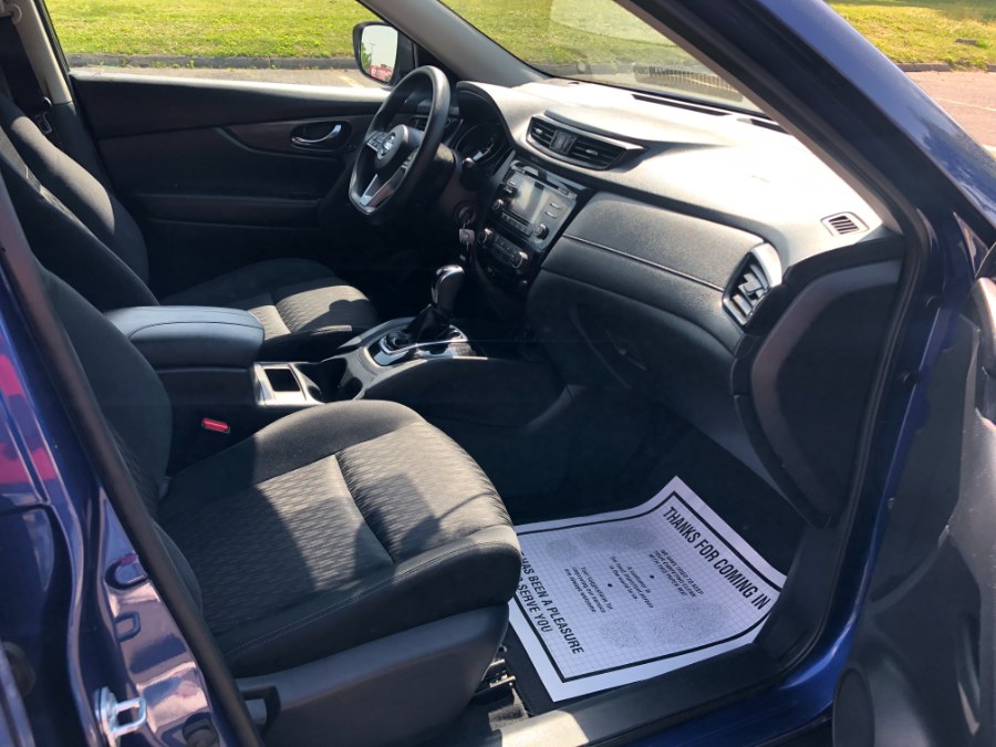 Used Nissan Rogue AWD SV 2017 | Ledyard Auto Sale LLC. Hartford , Connecticut