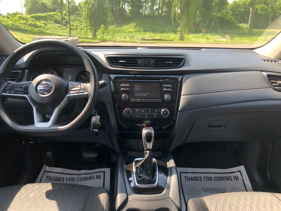 Used Nissan Rogue AWD SV 2017 | Ledyard Auto Sale LLC. Hartford , Connecticut