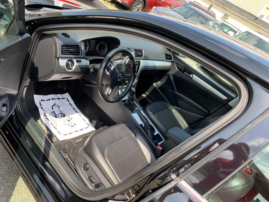 2013 Volkswagen Passat 4dr Sdn 2.5L Auto SE w/Sunroof PZEV, available for sale in Springfield, Massachusetts | Absolute Motors Inc. Springfield, Massachusetts 2013 Volkswagen Passat 4dr Sdn 2.5L Auto SE w/Sunroof PZEV, available for sale in Springfield, Massachusetts | Absolute Motors Inc. Springfield, Massachusetts