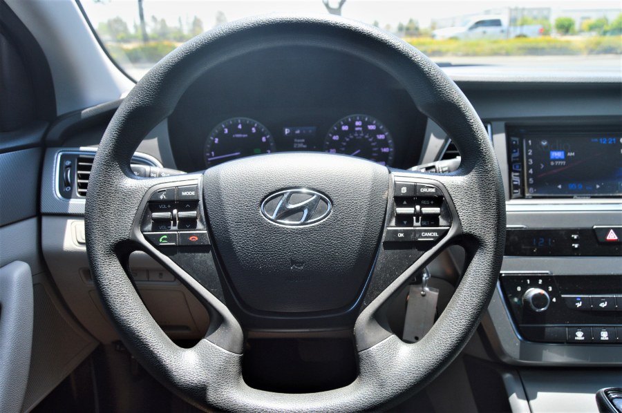 2015 Hyundai Sonata 4dr Sdn 2.4L SE, available for sale in Moreno Valley, California | Fusion Motors Inc. Moreno Valley, California 2015 Hyundai Sonata 4dr Sdn 2.4L SE, available for sale in Moreno Valley, California | Fusion Motors Inc. Moreno Valley, California