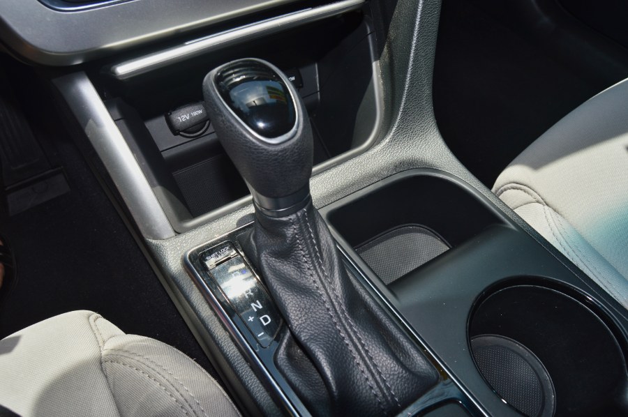 2015 Hyundai Sonata 4dr Sdn 2.4L SE, available for sale in Moreno Valley, California | Fusion Motors Inc. Moreno Valley, California 2015 Hyundai Sonata 4dr Sdn 2.4L SE, available for sale in Moreno Valley, California | Fusion Motors Inc. Moreno Valley, California