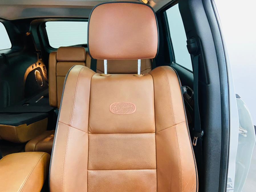 2013 Jeep Grand Cherokee 4WD 4dr Overland, available for sale in Linden, New Jersey | East Coast Auto Group. Linden, New Jersey 2013 Jeep Grand Cherokee 4WD 4dr Overland, available for sale in Linden, New Jersey | East Coast Auto Group. Linden, New Jersey