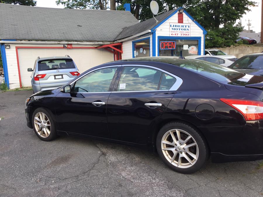 Used Nissan Maxima 4dr Sdn V6 CVT 3.5 SV 2011 | Liberty Motors. Manchester, Connecticut Used Nissan Maxima 4dr Sdn V6 CVT 3.5 SV 2011 | Liberty Motors. Manchester, Connecticut