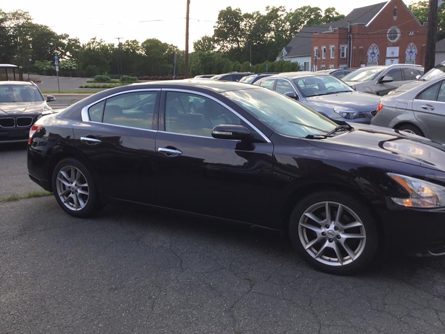 Used Nissan Maxima 4dr Sdn V6 CVT 3.5 SV 2011 | Liberty Motors. Manchester, Connecticut Used Nissan Maxima 4dr Sdn V6 CVT 3.5 SV 2011 | Liberty Motors. Manchester, Connecticut