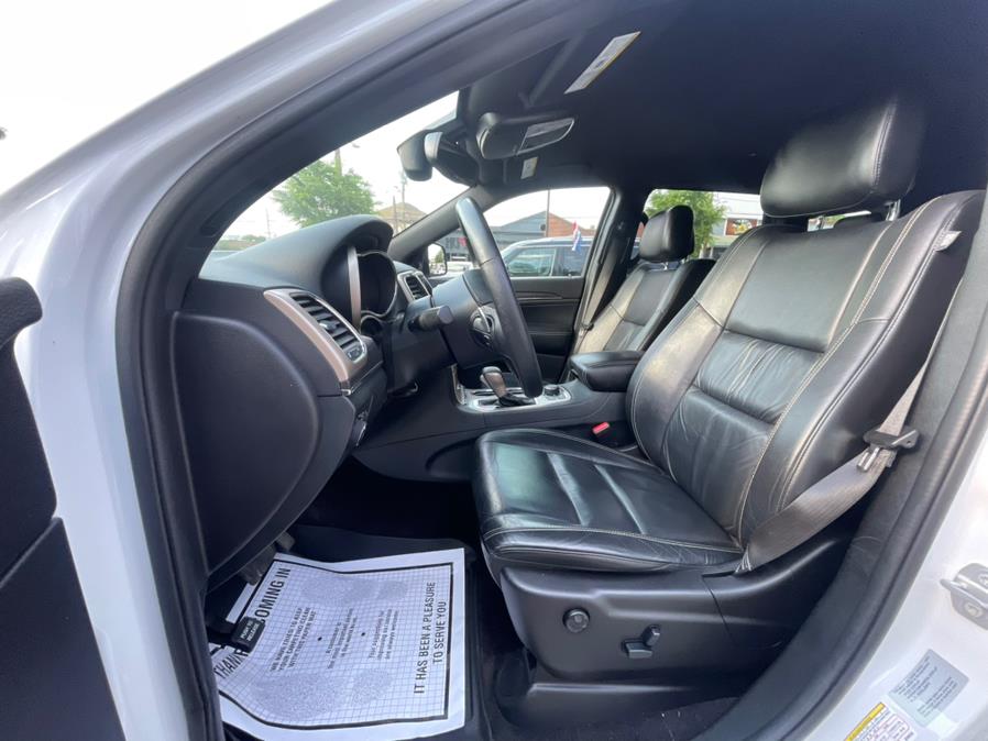 2016 Jeep Grand Cherokee Limited. CLEAN CARFAX!, available for sale in Elmont, New York | Sunrise of Elmont. Elmont, New York 2016 Jeep Grand Cherokee Limited. CLEAN CARFAX!, available for sale in Elmont, New York | Sunrise of Elmont. Elmont, New York