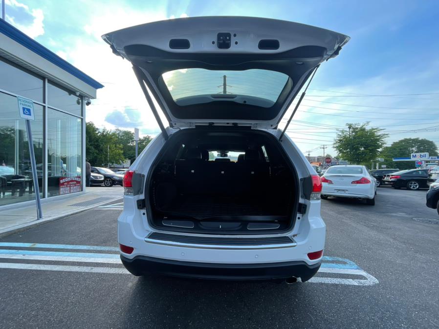 2016 Jeep Grand Cherokee Limited. CLEAN CARFAX!, available for sale in Elmont, New York | Sunrise of Elmont. Elmont, New York 2016 Jeep Grand Cherokee Limited. CLEAN CARFAX!, available for sale in Elmont, New York | Sunrise of Elmont. Elmont, New York