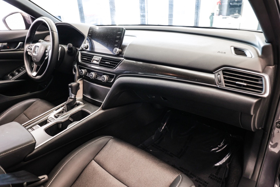 Used Honda Accord Sedan Sport 1.5T CVT 2018 | 26 Motors Long Island. ELMONT, New York Used Honda Accord Sedan Sport 1.5T CVT 2018 | 26 Motors Long Island. ELMONT, New York