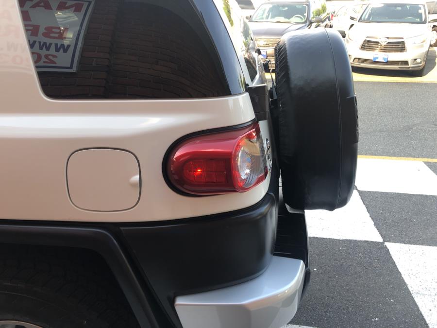 2012 Toyota FJ Cruiser 4WD 4dr Auto, available for sale in Waterbury, Connecticut | National Auto Brokers, Inc.. Waterbury, Connecticut 2012 Toyota FJ Cruiser 4WD 4dr Auto, available for sale in Waterbury, Connecticut | National Auto Brokers, Inc.. Waterbury, Connecticut