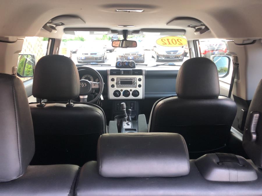 2012 Toyota FJ Cruiser 4WD 4dr Auto, available for sale in Waterbury, Connecticut | National Auto Brokers, Inc.. Waterbury, Connecticut 2012 Toyota FJ Cruiser 4WD 4dr Auto, available for sale in Waterbury, Connecticut | National Auto Brokers, Inc.. Waterbury, Connecticut