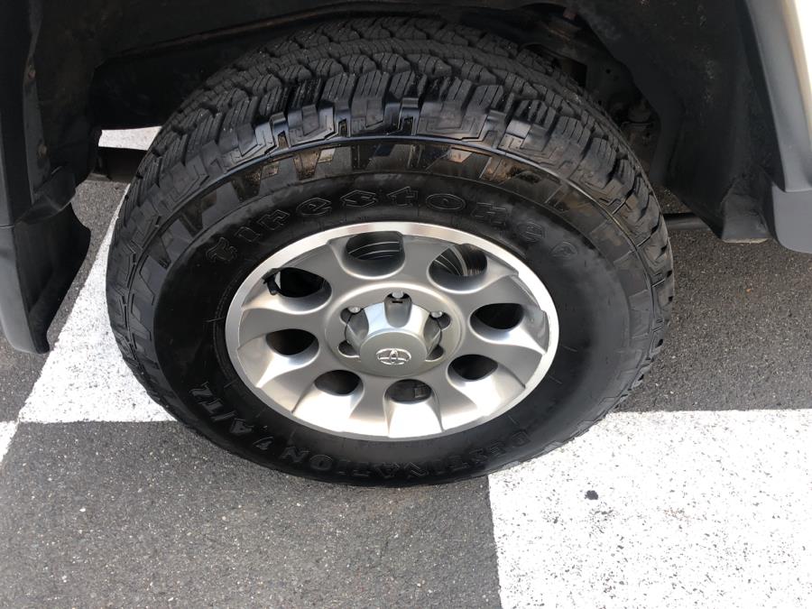 2012 Toyota FJ Cruiser 4WD 4dr Auto, available for sale in Waterbury, Connecticut | National Auto Brokers, Inc.. Waterbury, Connecticut 2012 Toyota FJ Cruiser 4WD 4dr Auto, available for sale in Waterbury, Connecticut | National Auto Brokers, Inc.. Waterbury, Connecticut