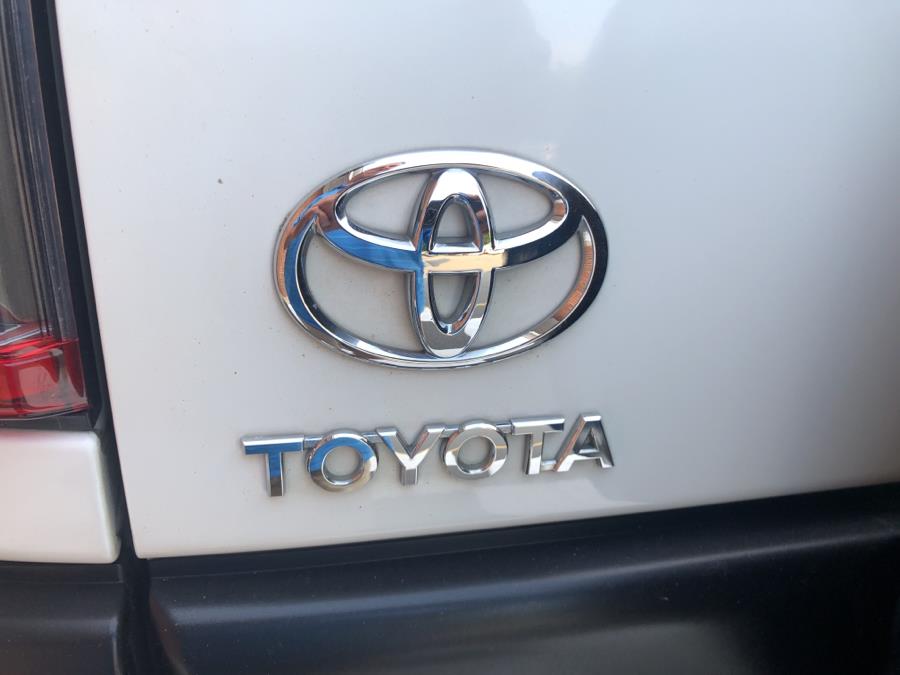 2012 Toyota FJ Cruiser 4WD 4dr Auto, available for sale in Waterbury, Connecticut | National Auto Brokers, Inc.. Waterbury, Connecticut 2012 Toyota FJ Cruiser 4WD 4dr Auto, available for sale in Waterbury, Connecticut | National Auto Brokers, Inc.. Waterbury, Connecticut