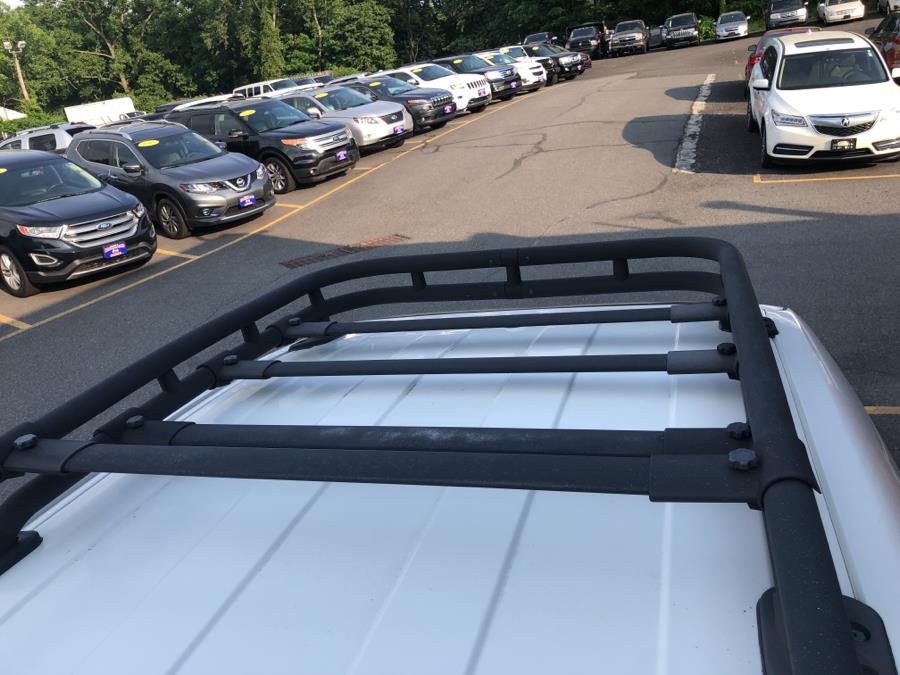 2012 Toyota FJ Cruiser 4WD 4dr Auto, available for sale in Waterbury, Connecticut | National Auto Brokers, Inc.. Waterbury, Connecticut 2012 Toyota FJ Cruiser 4WD 4dr Auto, available for sale in Waterbury, Connecticut | National Auto Brokers, Inc.. Waterbury, Connecticut