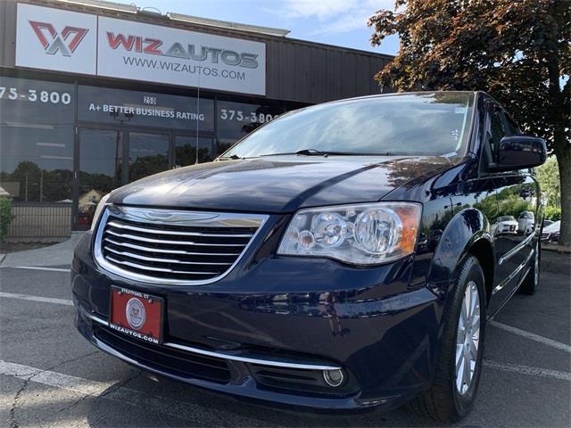2016 Chrysler Town & Country Touring, available for sale in Stratford, Connecticut | Wiz Leasing Inc. Stratford, Connecticut