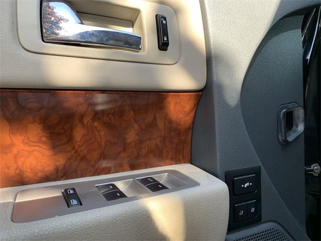 2009 Ford Flex Limited, available for sale in Stratford, Connecticut | Wiz Leasing Inc. Stratford, Connecticut 2009 Ford Flex Limited, available for sale in Stratford, Connecticut | Wiz Leasing Inc. Stratford, Connecticut
