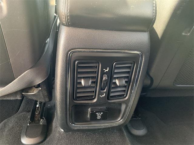 2012 Jeep Grand Cherokee Laredo, available for sale in Stratford, Connecticut | Wiz Leasing Inc. Stratford, Connecticut 2012 Jeep Grand Cherokee Laredo, available for sale in Stratford, Connecticut | Wiz Leasing Inc. Stratford, Connecticut