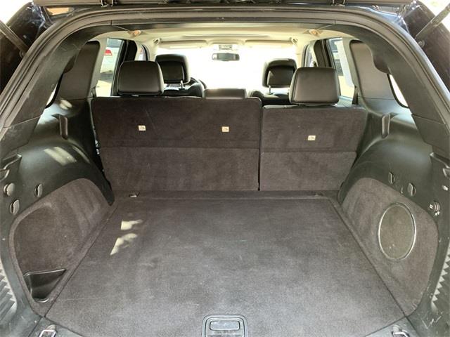 2012 Jeep Grand Cherokee Laredo, available for sale in Stratford, Connecticut | Wiz Leasing Inc. Stratford, Connecticut 2012 Jeep Grand Cherokee Laredo, available for sale in Stratford, Connecticut | Wiz Leasing Inc. Stratford, Connecticut