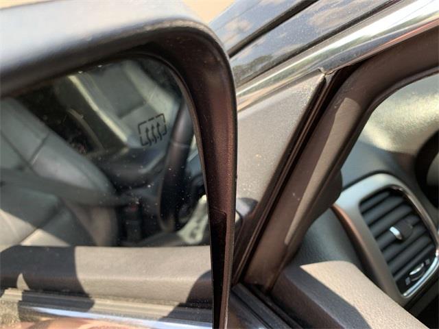 2012 Jeep Grand Cherokee Laredo, available for sale in Stratford, Connecticut | Wiz Leasing Inc. Stratford, Connecticut 2012 Jeep Grand Cherokee Laredo, available for sale in Stratford, Connecticut | Wiz Leasing Inc. Stratford, Connecticut