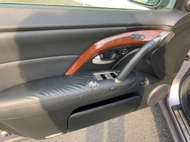 2007 Acura Rl Tech/CMBS w/PAX, available for sale in Forestville, Maryland | Valentine Motor Company. Forestville, Maryland 2007 Acura Rl Tech/CMBS w/PAX, available for sale in Forestville, Maryland | Valentine Motor Company. Forestville, Maryland