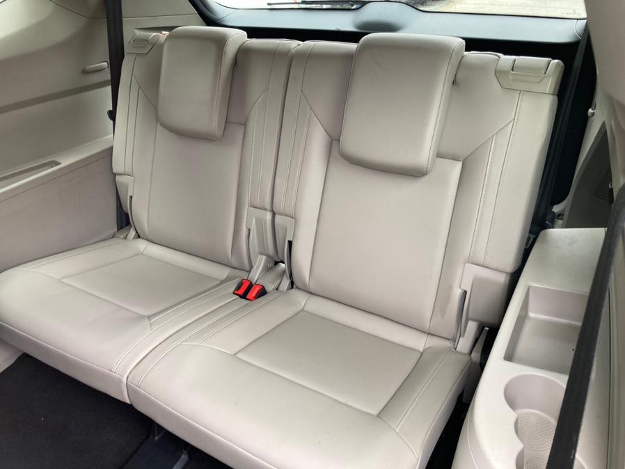 2019 Volkswagen Atlas 3.6L V6 SE w/Technology 4MOTION, available for sale in Brooklyn, New York | Carsbuck Inc.. Brooklyn, New York 2019 Volkswagen Atlas 3.6L V6 SE w/Technology 4MOTION, available for sale in Brooklyn, New York | Carsbuck Inc.. Brooklyn, New York