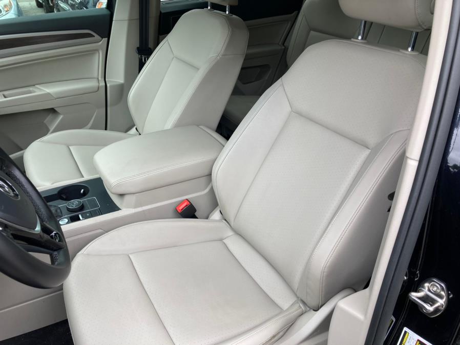 2019 Volkswagen Atlas 3.6L V6 SE w/Technology 4MOTION, available for sale in Brooklyn, New York | Carsbuck Inc.. Brooklyn, New York 2019 Volkswagen Atlas 3.6L V6 SE w/Technology 4MOTION, available for sale in Brooklyn, New York | Carsbuck Inc.. Brooklyn, New York