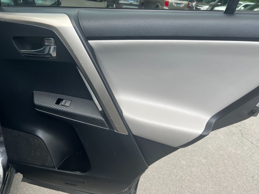 Used Toyota RAV4 AWD 4dr Limited (Natl) 2015 | Bristol Auto Center LLC. Bristol, Connecticut Used Toyota RAV4 AWD 4dr Limited (Natl) 2015 | Bristol Auto Center LLC. Bristol, Connecticut