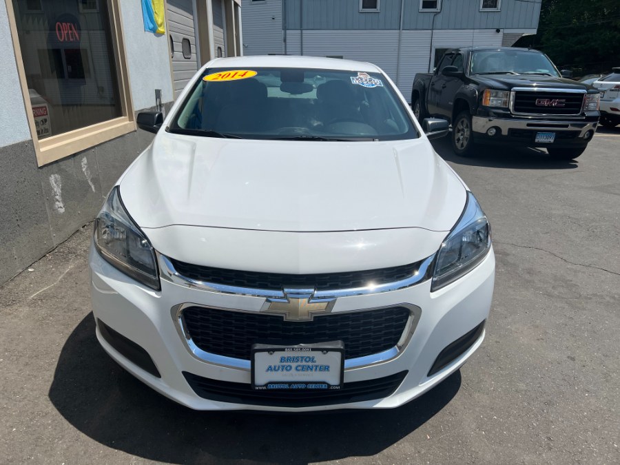 Used Chevrolet Malibu 4dr Sdn LS w/1LS 2014 | Bristol Auto Center LLC. Bristol, Connecticut Used Chevrolet Malibu 4dr Sdn LS w/1LS 2014 | Bristol Auto Center LLC. Bristol, Connecticut